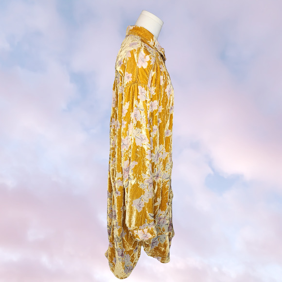 NWT Free People Vibrant Yellow Burnt Velvet Floral Button Up Duster Top Sz M - Picture 3 of 6